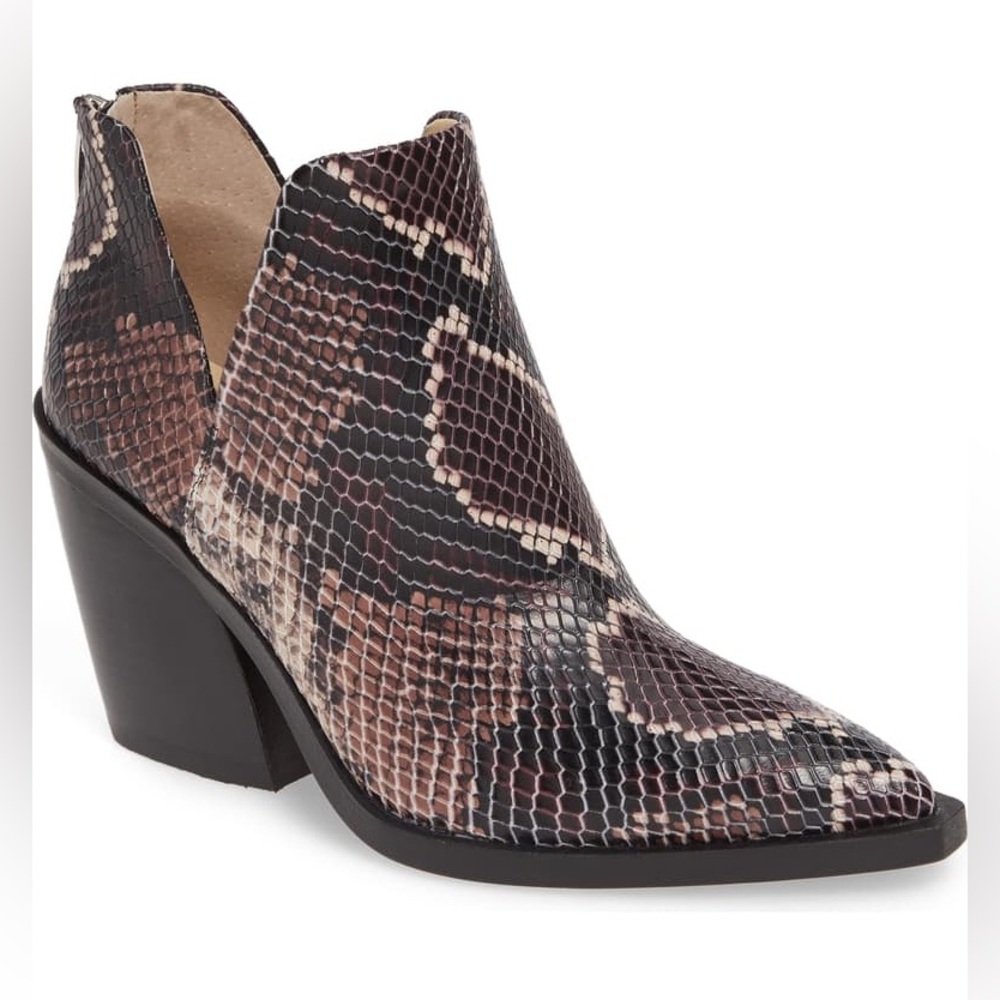 Vince Camuto Gigietta Bootie Snakeskin